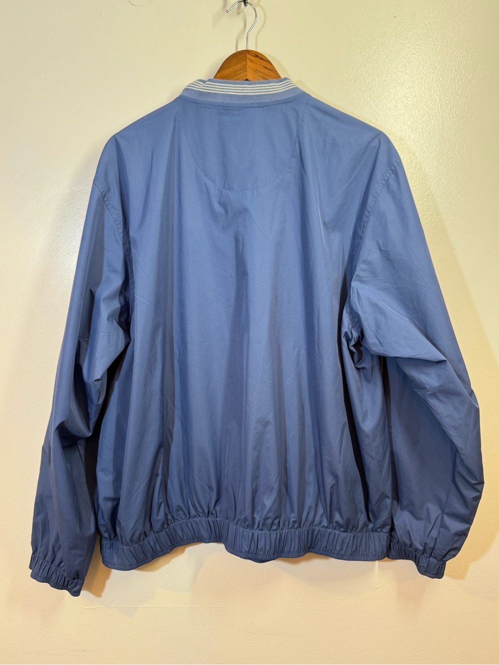 Vintage Lands’ End McCabe’s Blue V-Neck Pullover Windbreaker Jacket - Picture 3 of 9